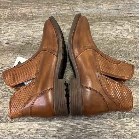 New in Box Roan GOSSIP Ankle Boots Size 9 - Picture 7 of 11